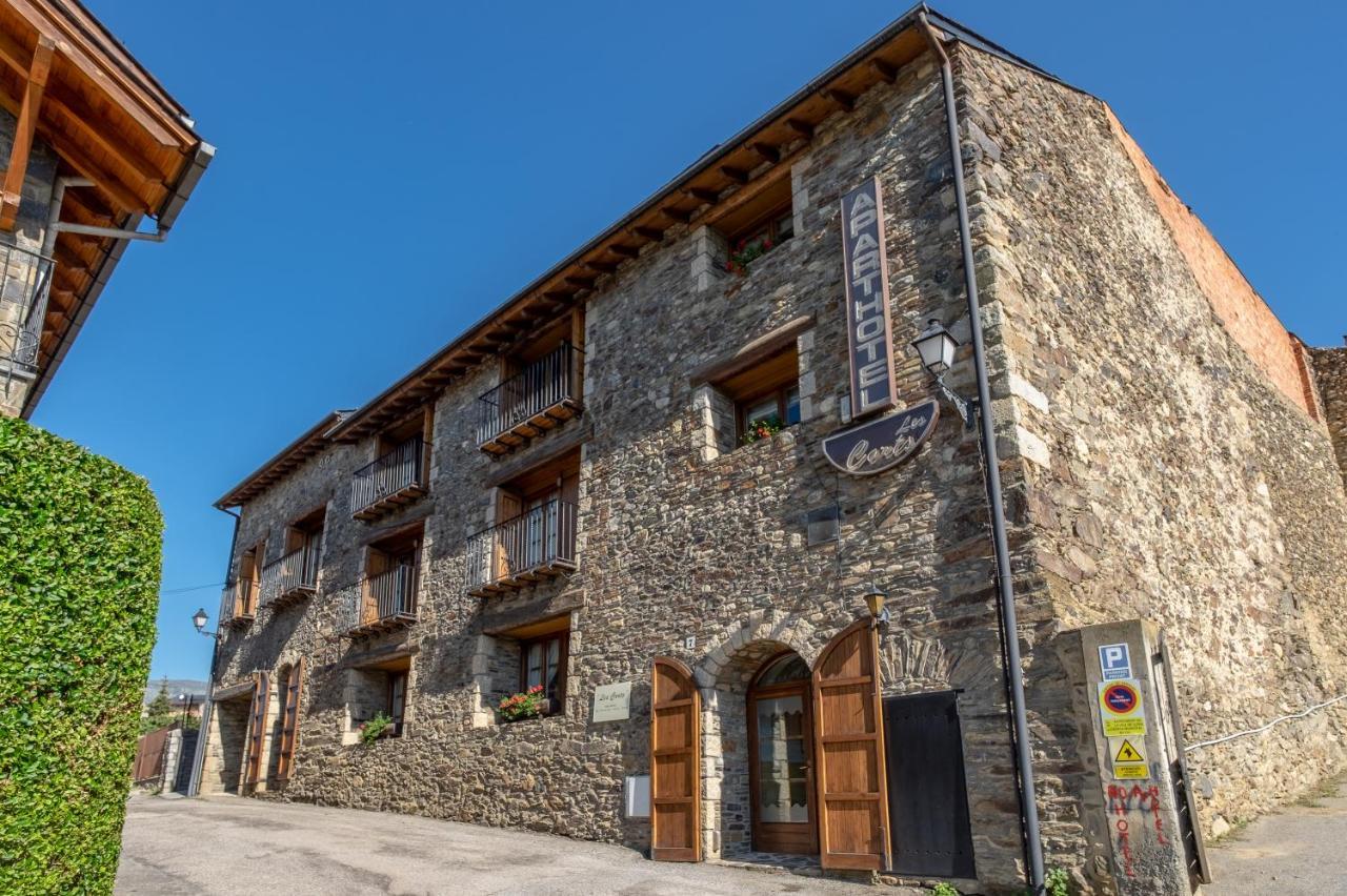 Aparthotel Les Corts Llivia Exterior foto